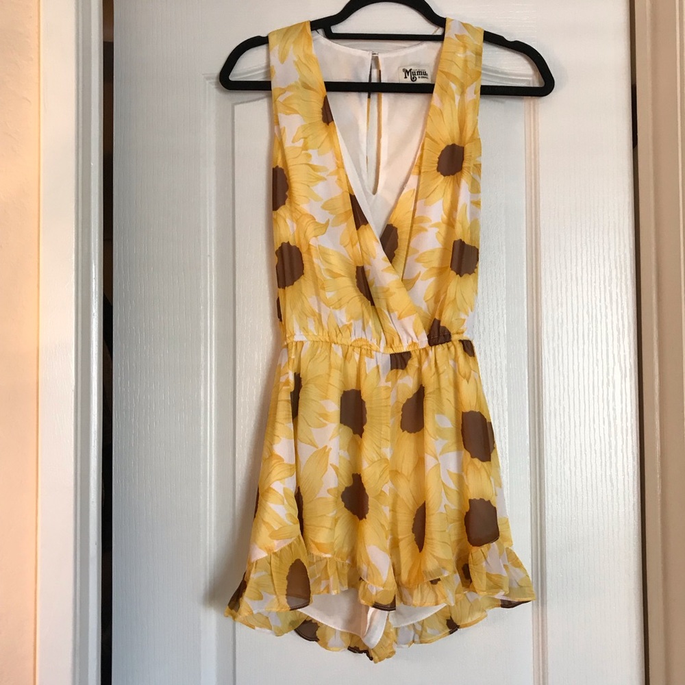 SMYM 🌻 sunflower club riri romper 🌻  size XS